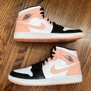 Nike Air Jordan 1 Mid - Men's 11 - Excellent Used Condition